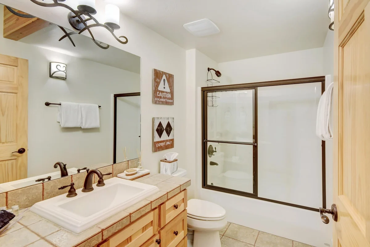 Slopeside Village Chalet 97A #23