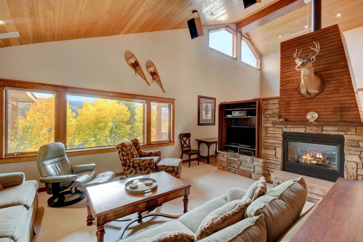 Ponderosa Penthouse P2 #24
