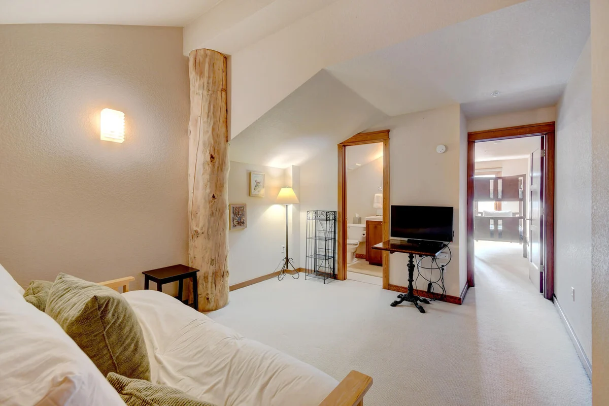 Ponderosa Penthouse P2 #5