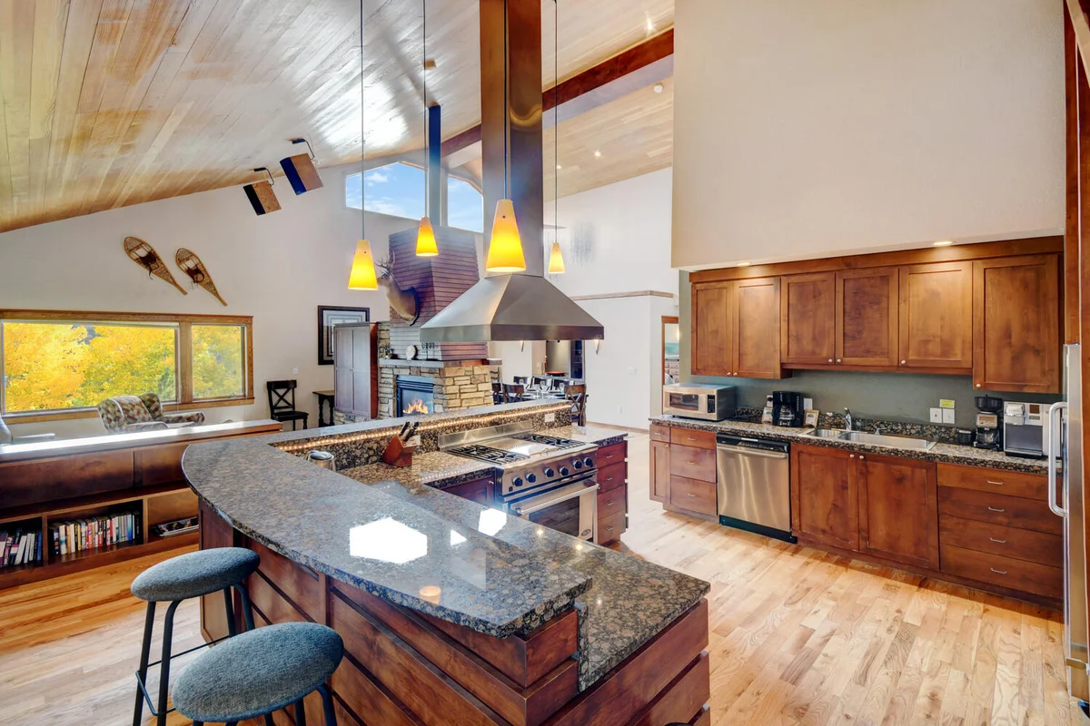 Ponderosa Penthouse P2 #6