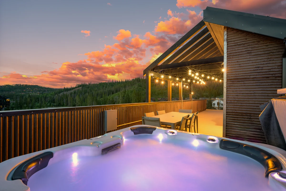 Row Roof Top Loft 49 #39