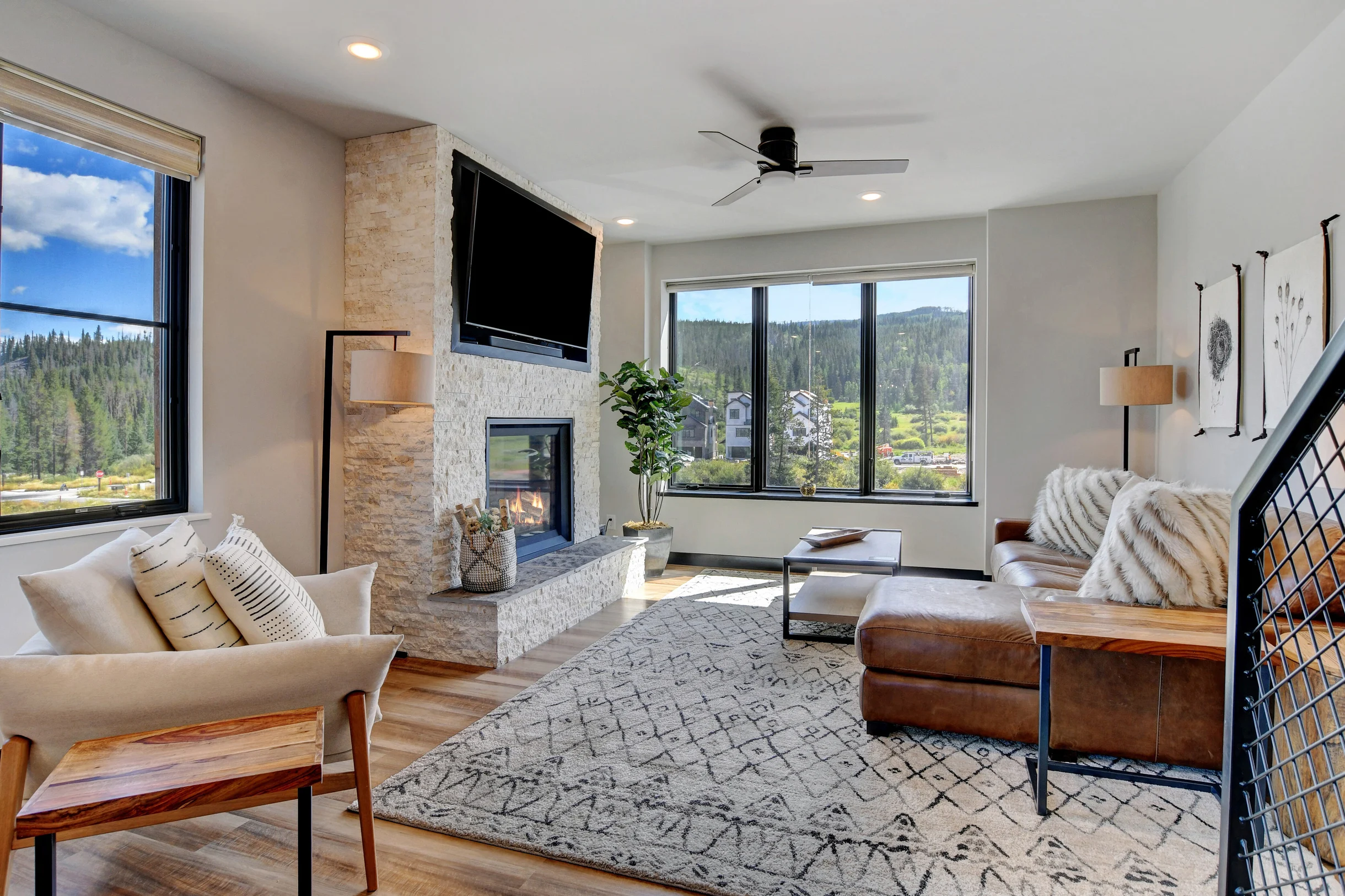 Row Roof Top Loft 49 #6
