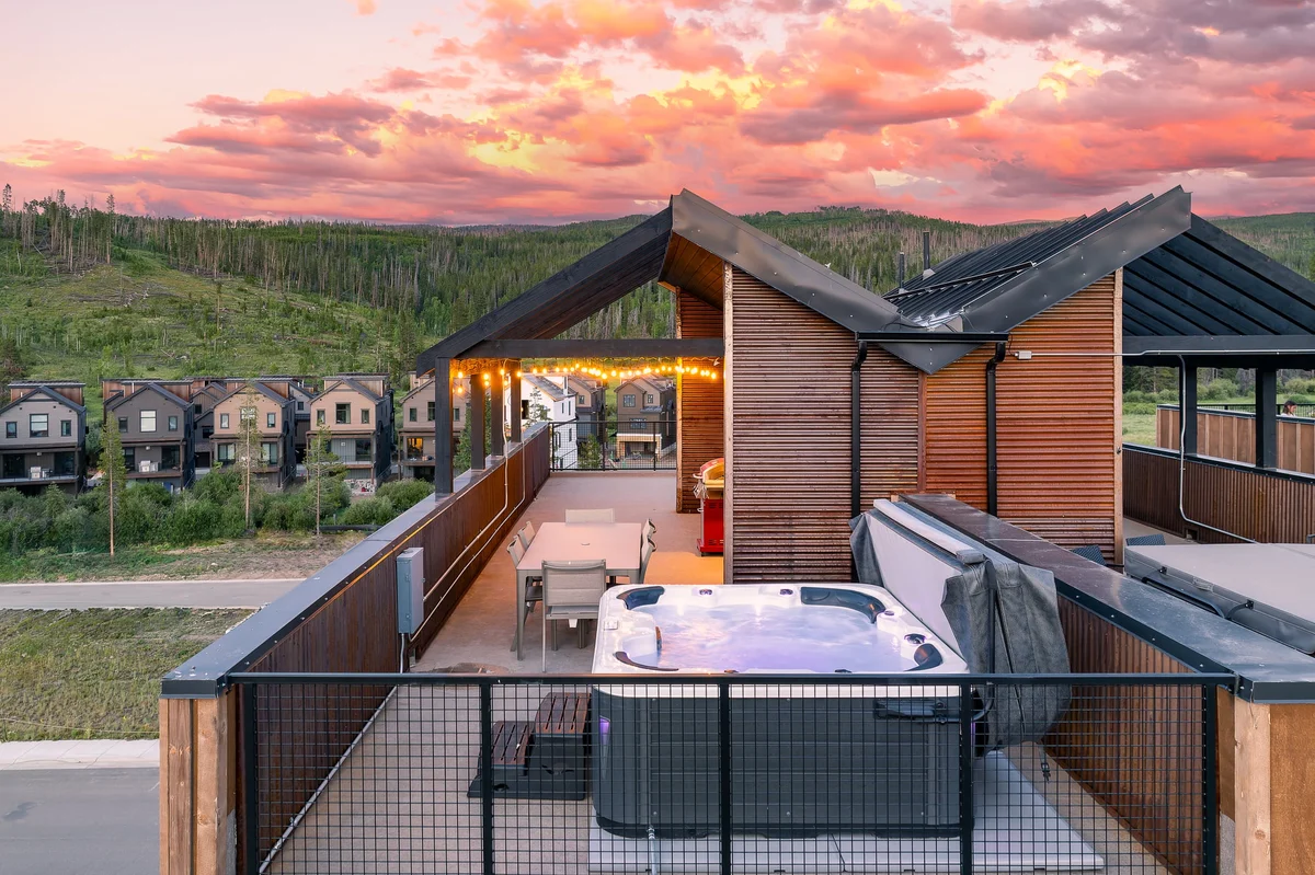 Row Roof Top Loft 49 #41