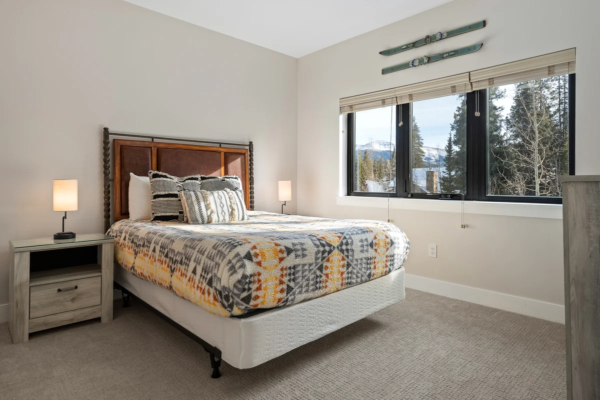 Braidwood Penthouse 304 #15