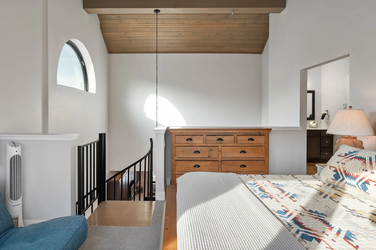 Braidwood Penthouse 304 #16