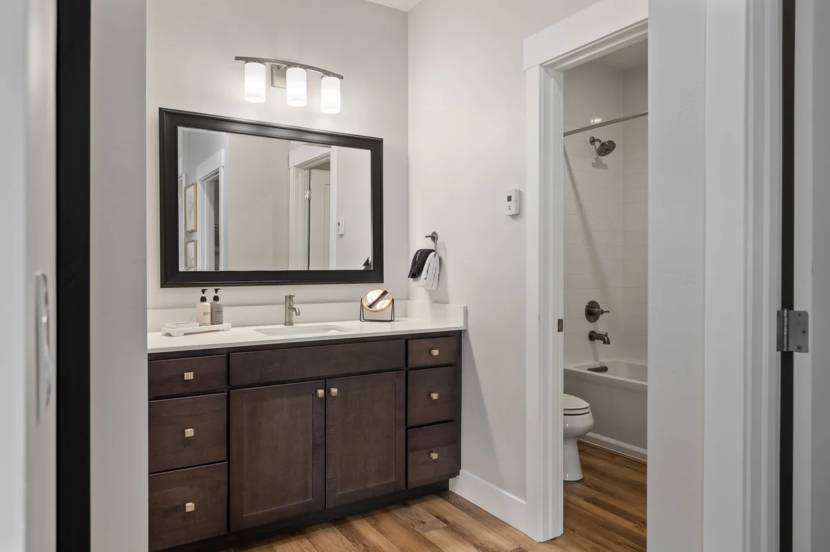 Braidwood Penthouse 304 #5