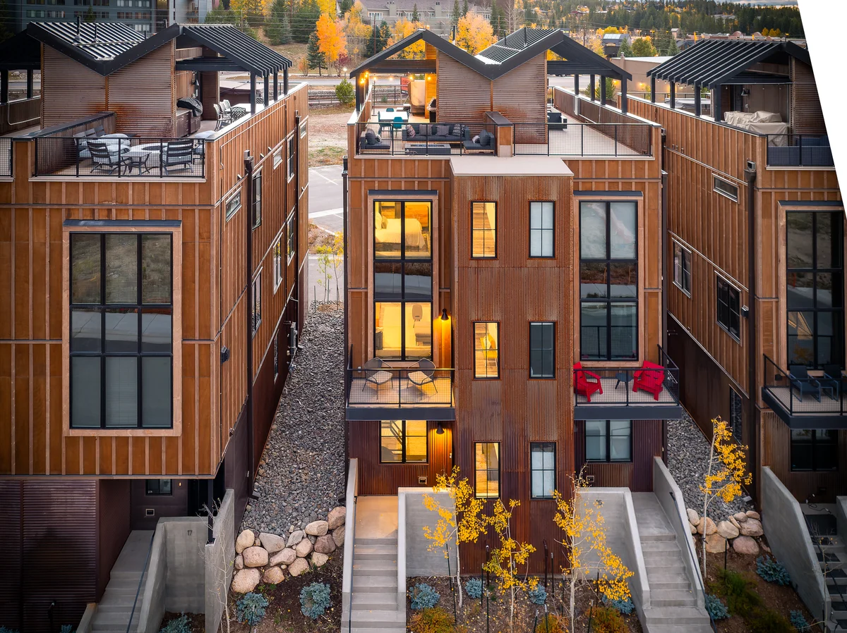 Row Roof Top Loft 21 #29