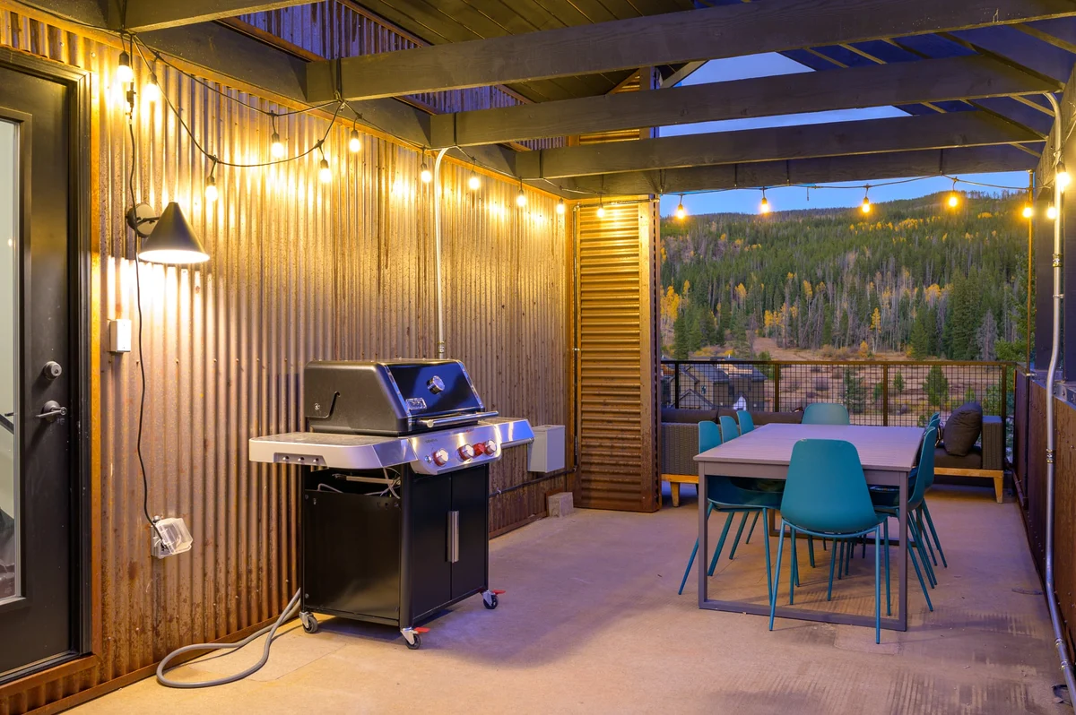 Row Roof Top Loft 21 #32