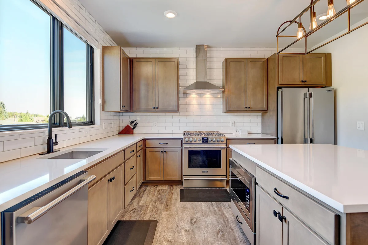 Row Roof Top Loft 21 #13