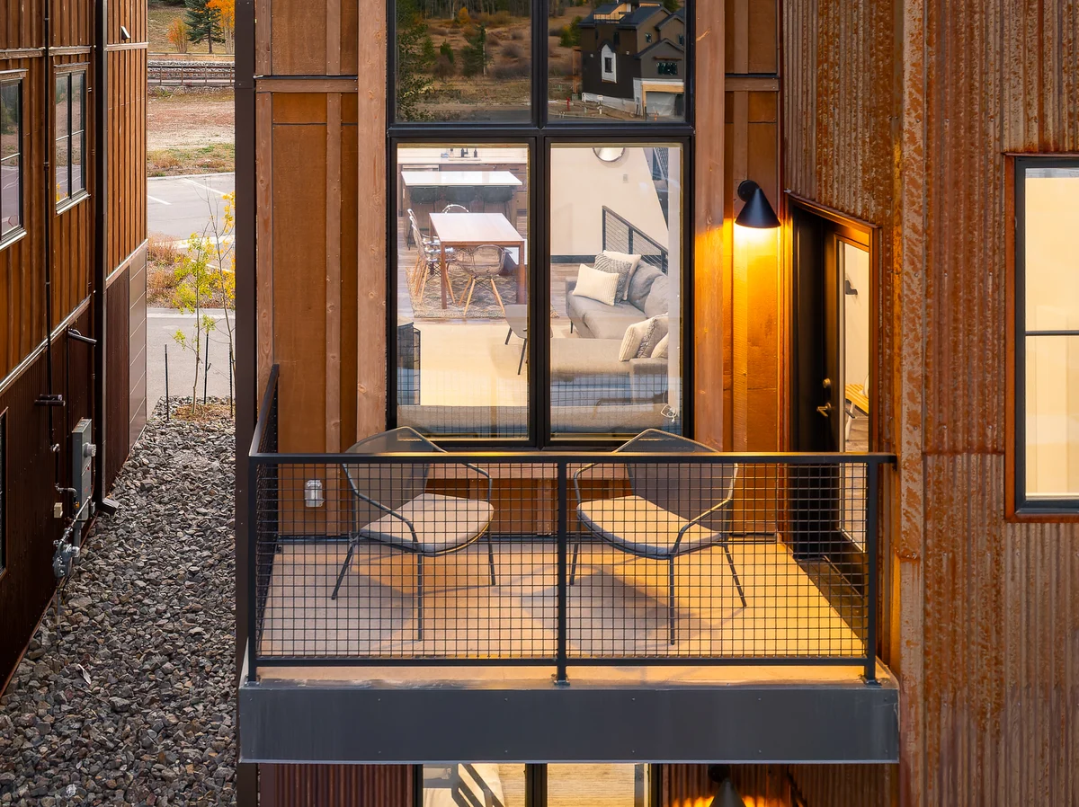 Row Roof Top Loft 21 #26
