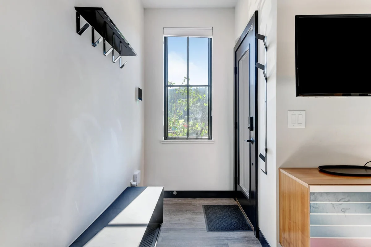 Row Roof Top Loft 21 #31
