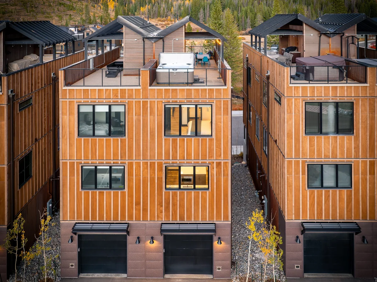 Row Roof Top Loft 21 #30