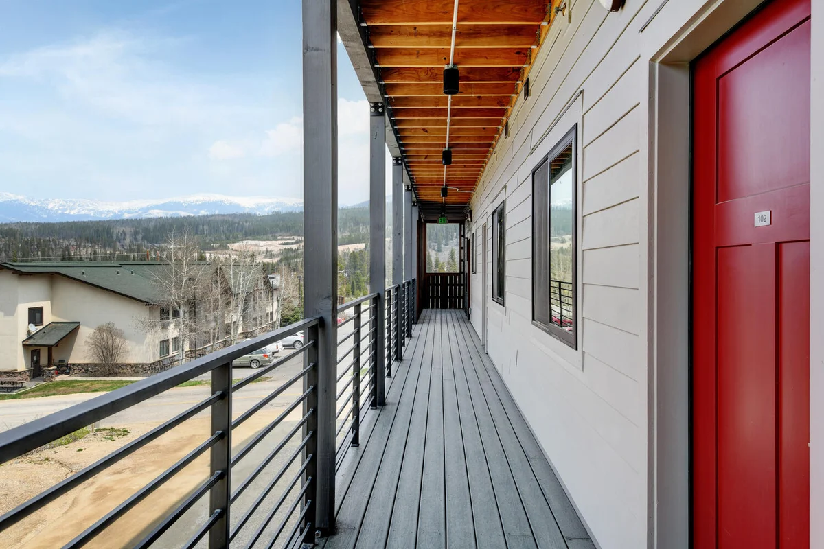 Braidwood Condo 102 #6