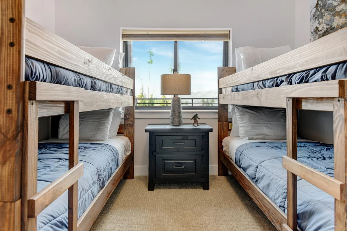 Braidwood Condo 102 #17
