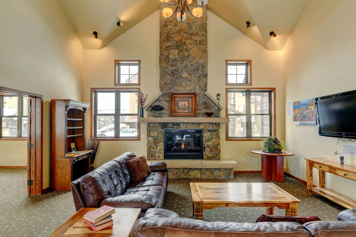 Trailhead Lodge Condo 224 #31