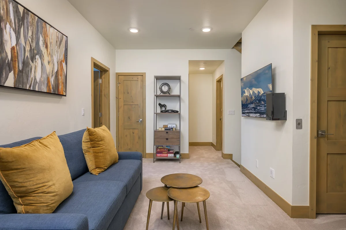 Lakota Reserve Villa 402 #9