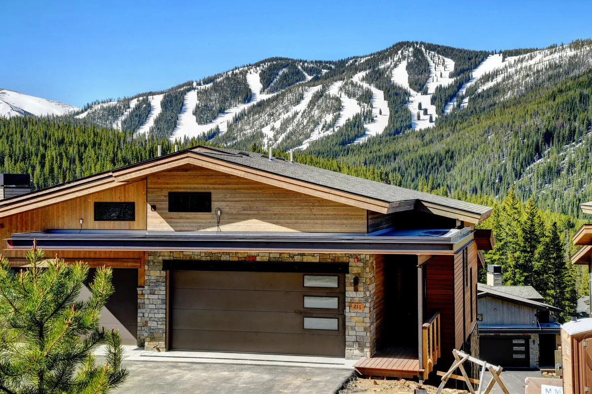 Lakota Park Villa 211 #9