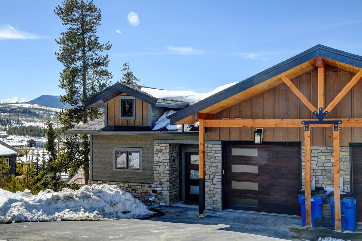 Waterside Villa 8B #24
