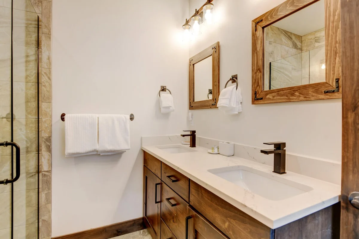 Waterside Villa 8B #11