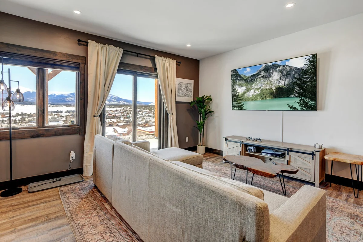 Waterside Villa 8B #23