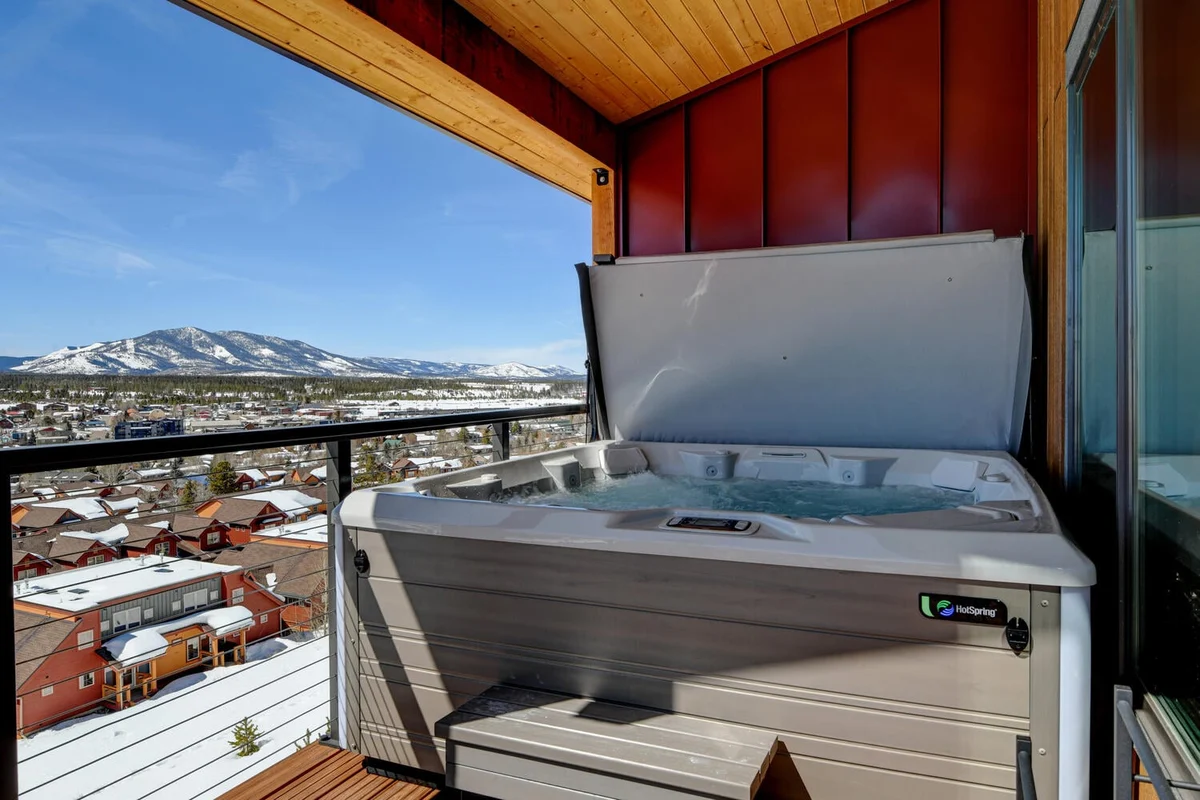 Waterside Villa 8B #16