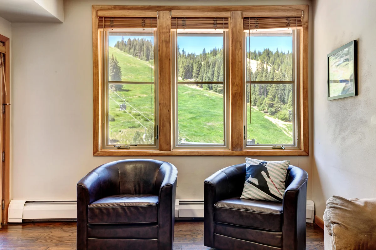 Zephyr Ski In/Out Condo 2403 #3