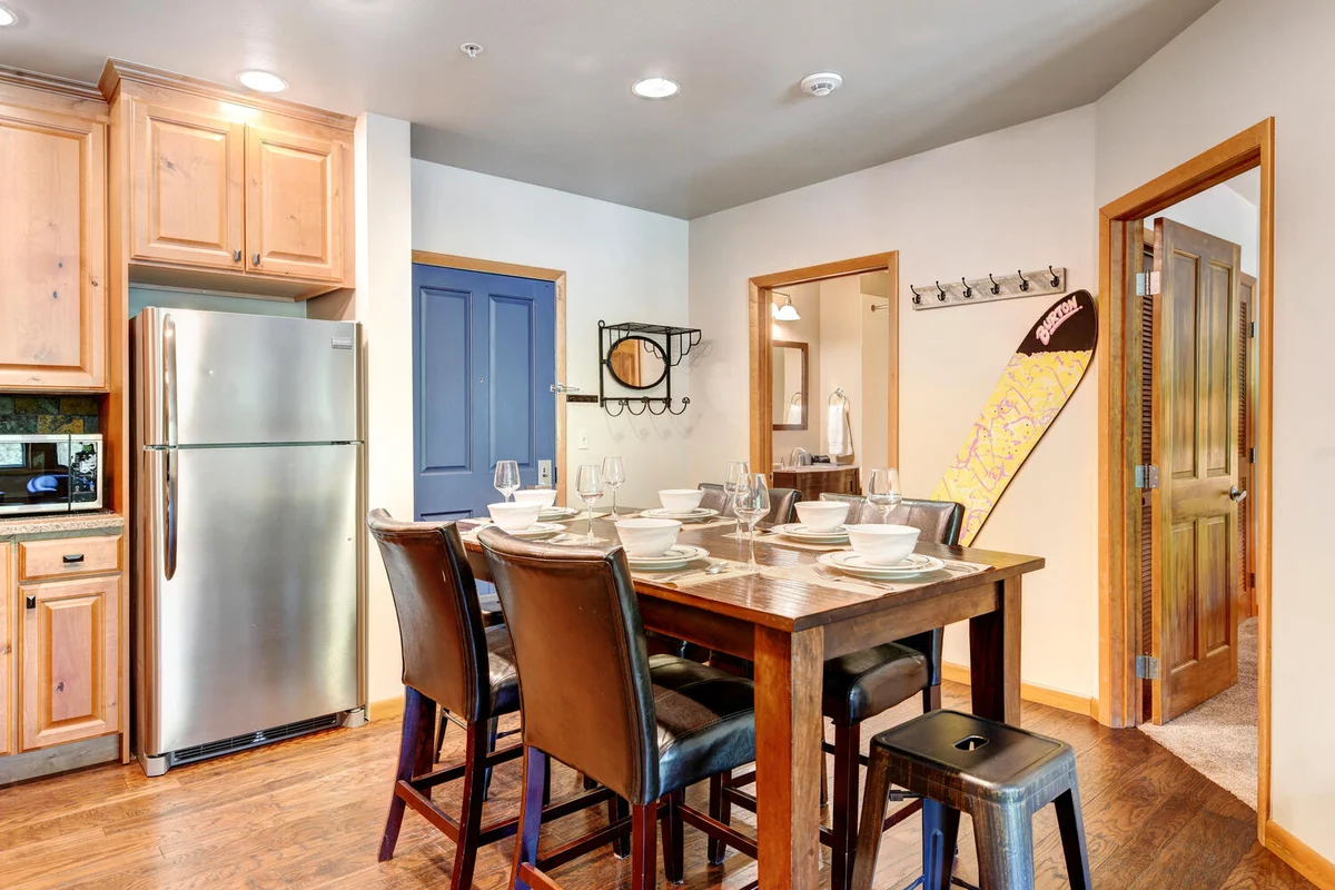Zephyr Ski In/Out Condo 2403 #8