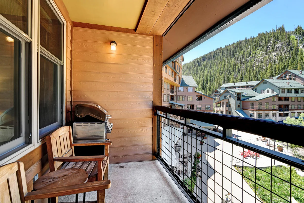 Zephyr Ski In/Out Condo 2403 #2