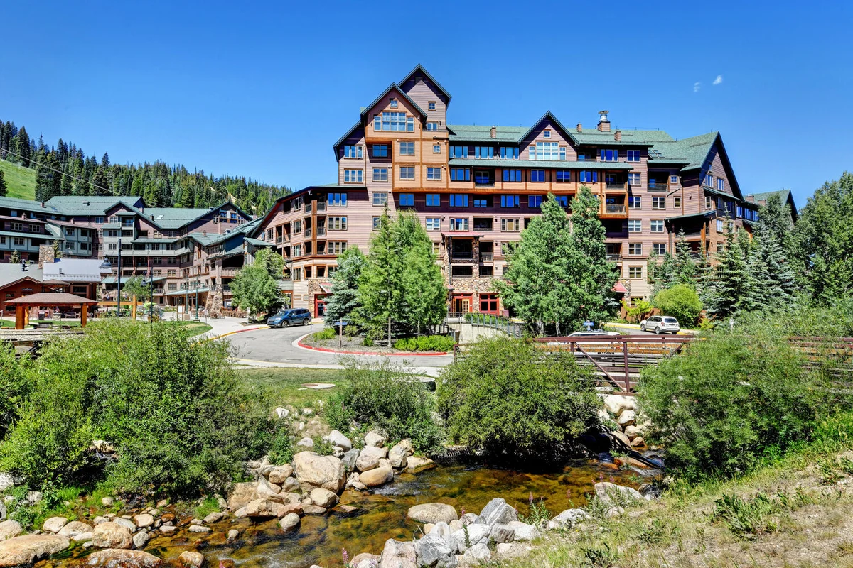 Zephyr Ski In/Out Condo 2403 #13