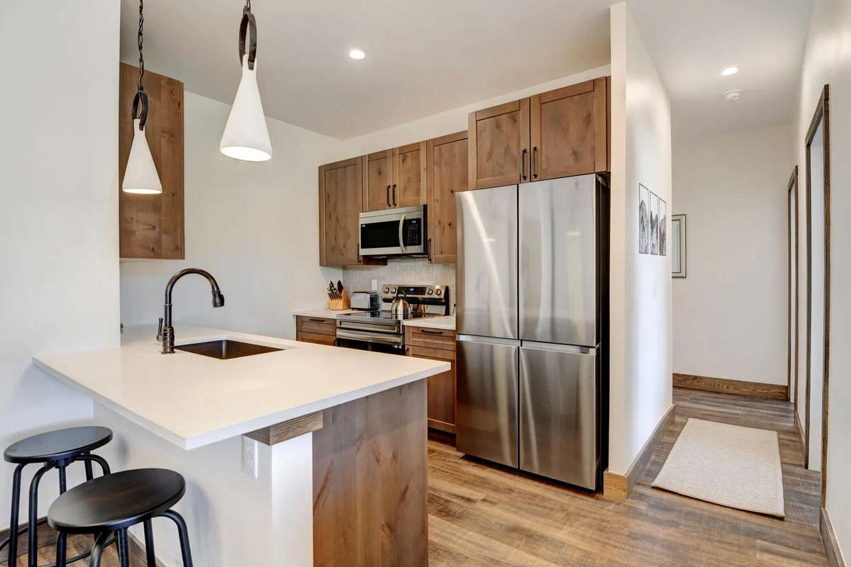 Sunnyside Flats Luxury Condo 361 3 #31