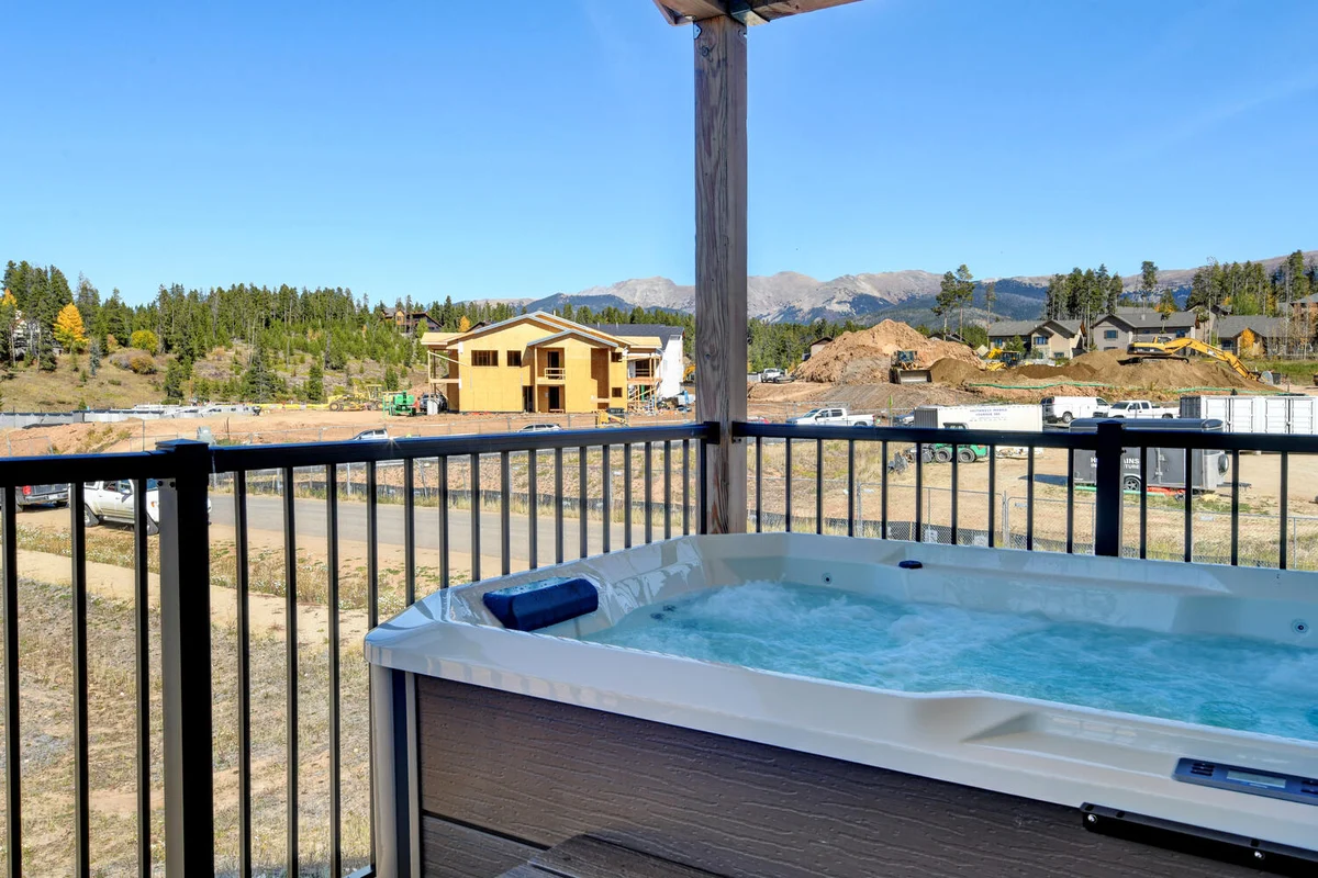 Sunnyside Flats Luxury Condo 361 3 #4