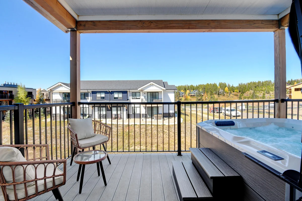 Sunnyside Flats Luxury Condo 361 3 #30