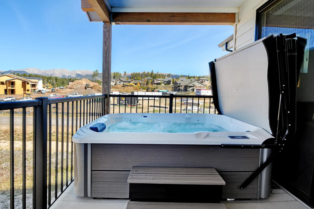 Sunnyside Flats Luxury Condo 361 3 #21