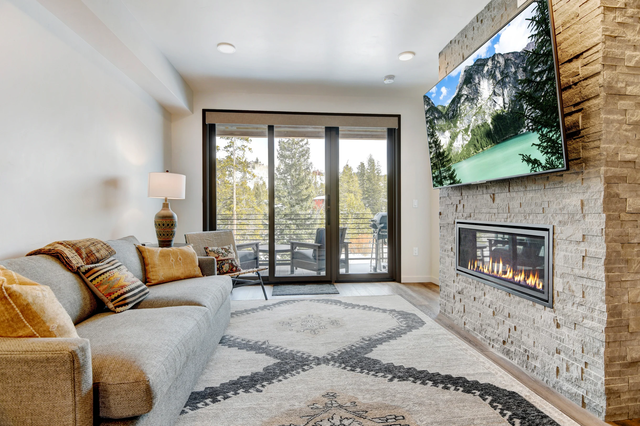 Headwaters Loft 206 #16