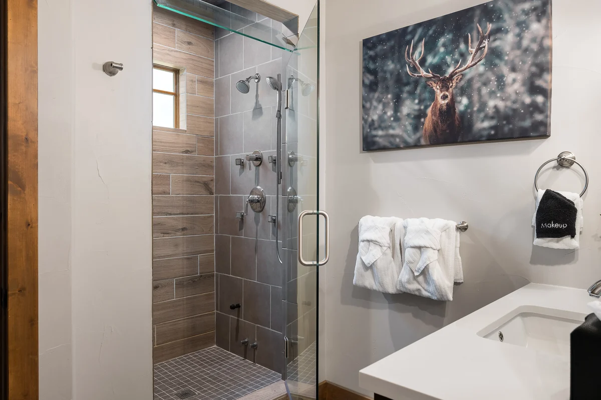 Slopeside Custom Mountain Chalet #5