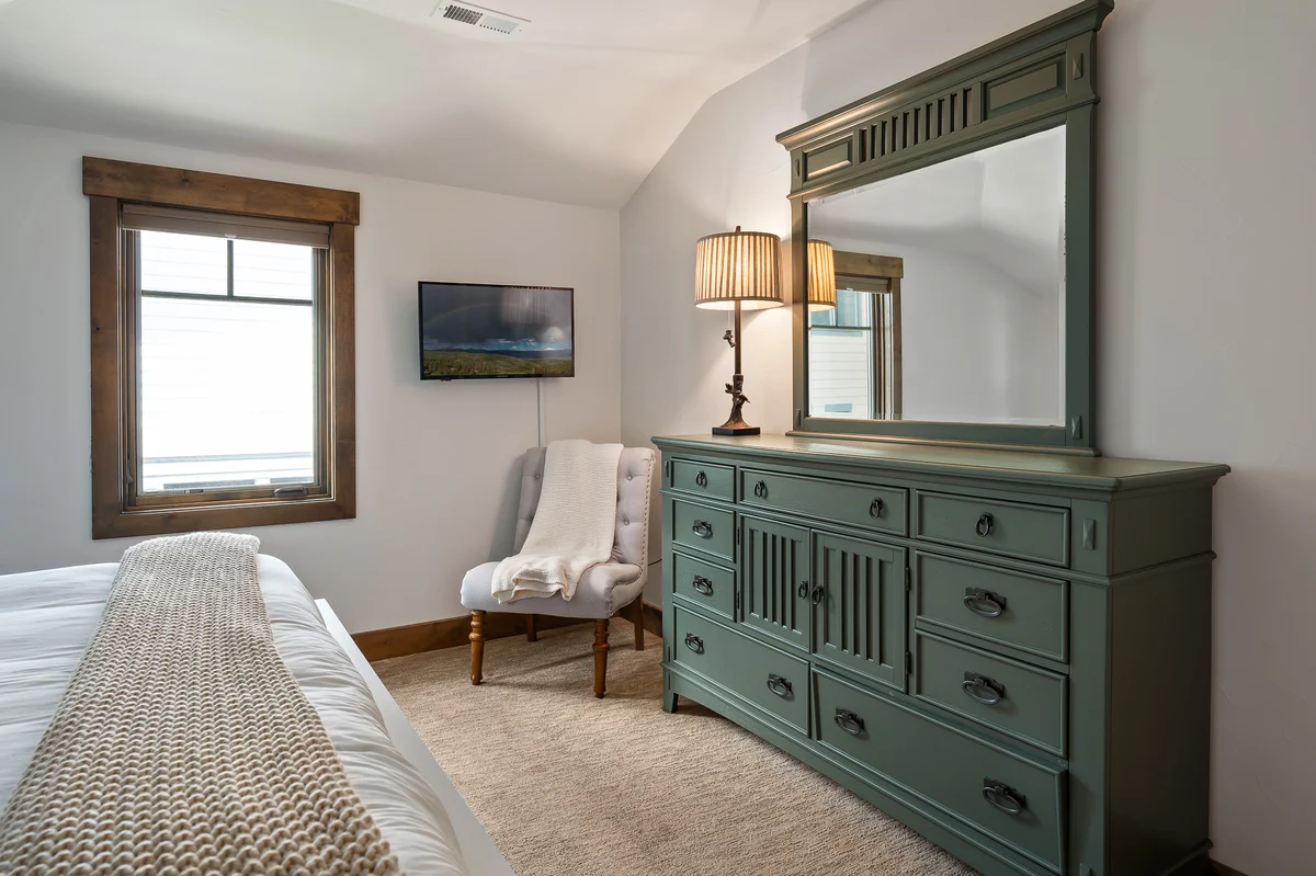 Slopeside Custom Mountain Chalet #13