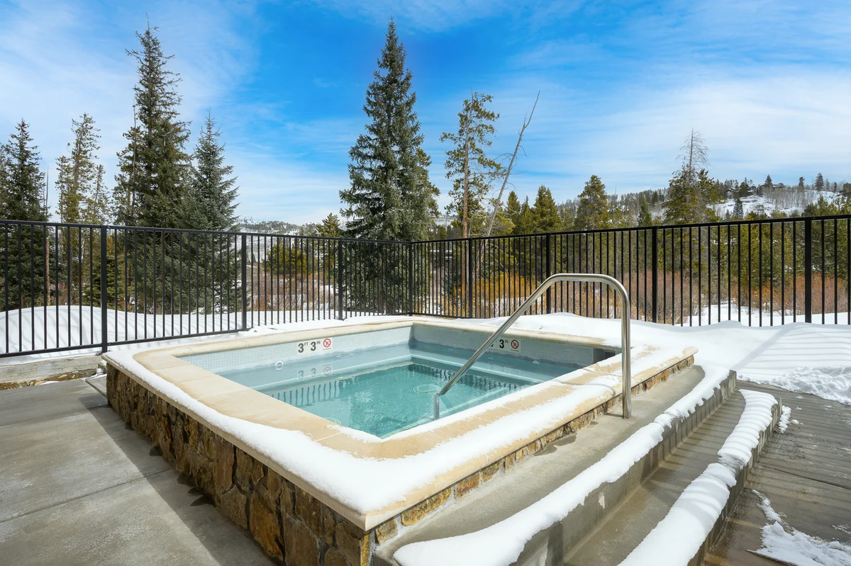 Headwaters Loft 209 #5