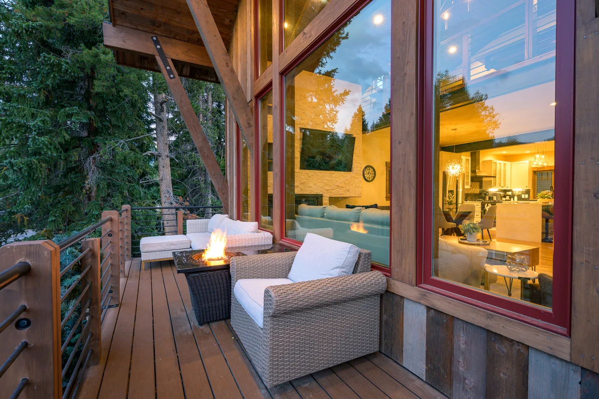 Slopeside Custom Mountain Chalet #20