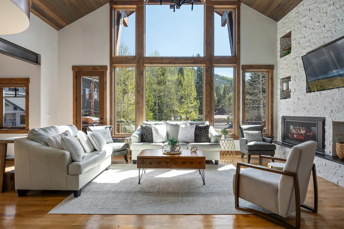Slopeside Custom Mountain Chalet #42