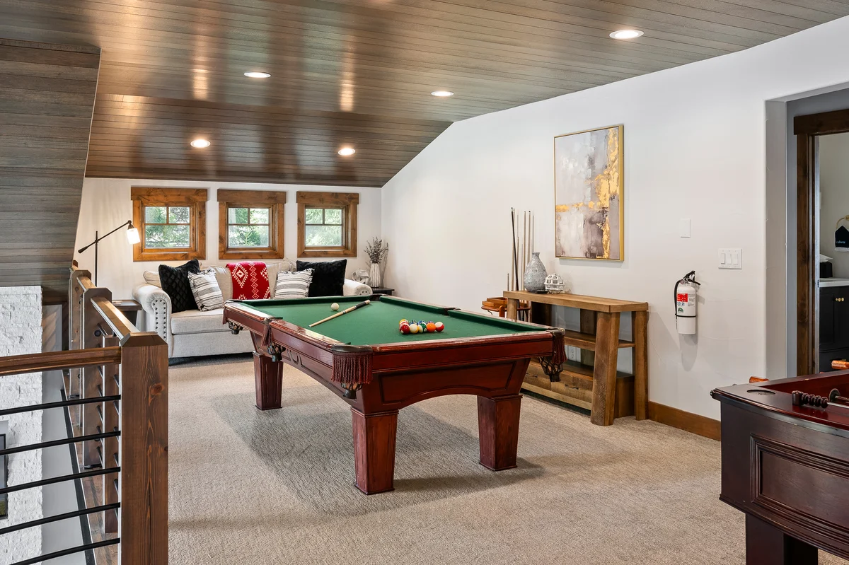 Slopeside Custom Mountain Chalet #35