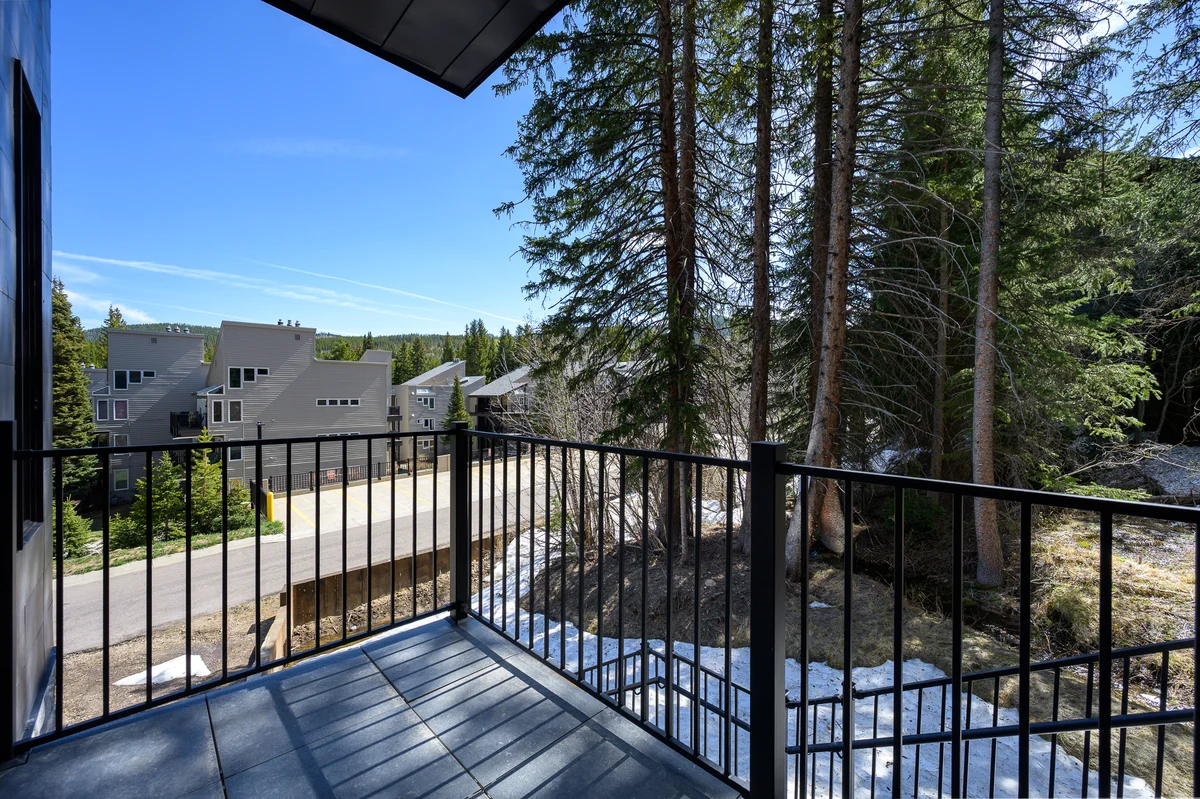 Chill Ski In/Out Condo 102 #27