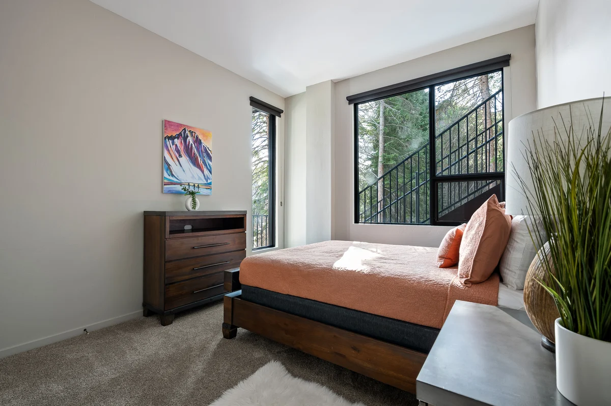 Chill Ski In/Out Condo 102 #7