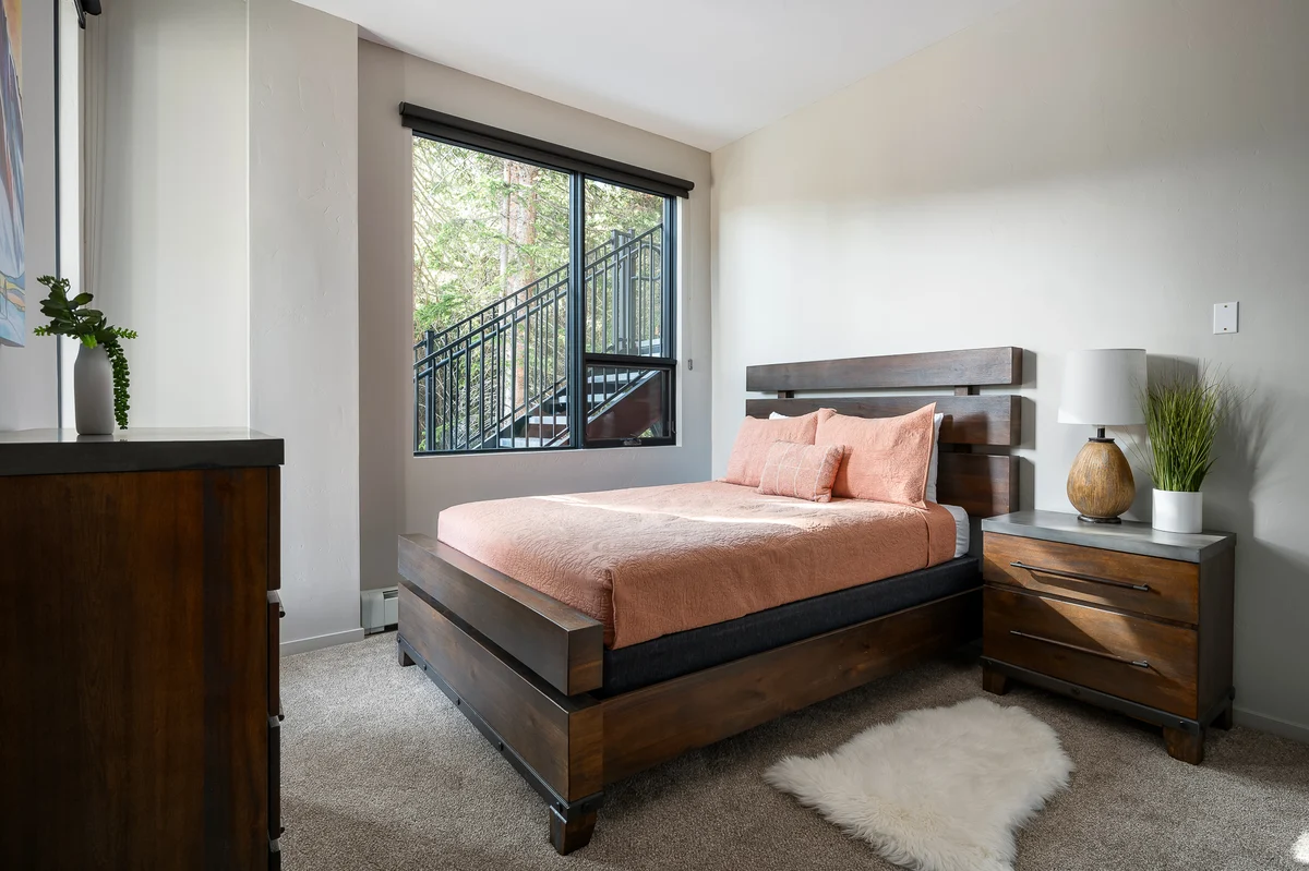 Chill Ski In/Out Condo 102 #14