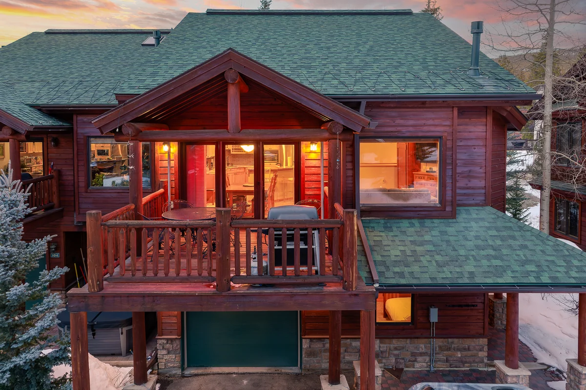 Slopeside Village Chalet 106 #8
