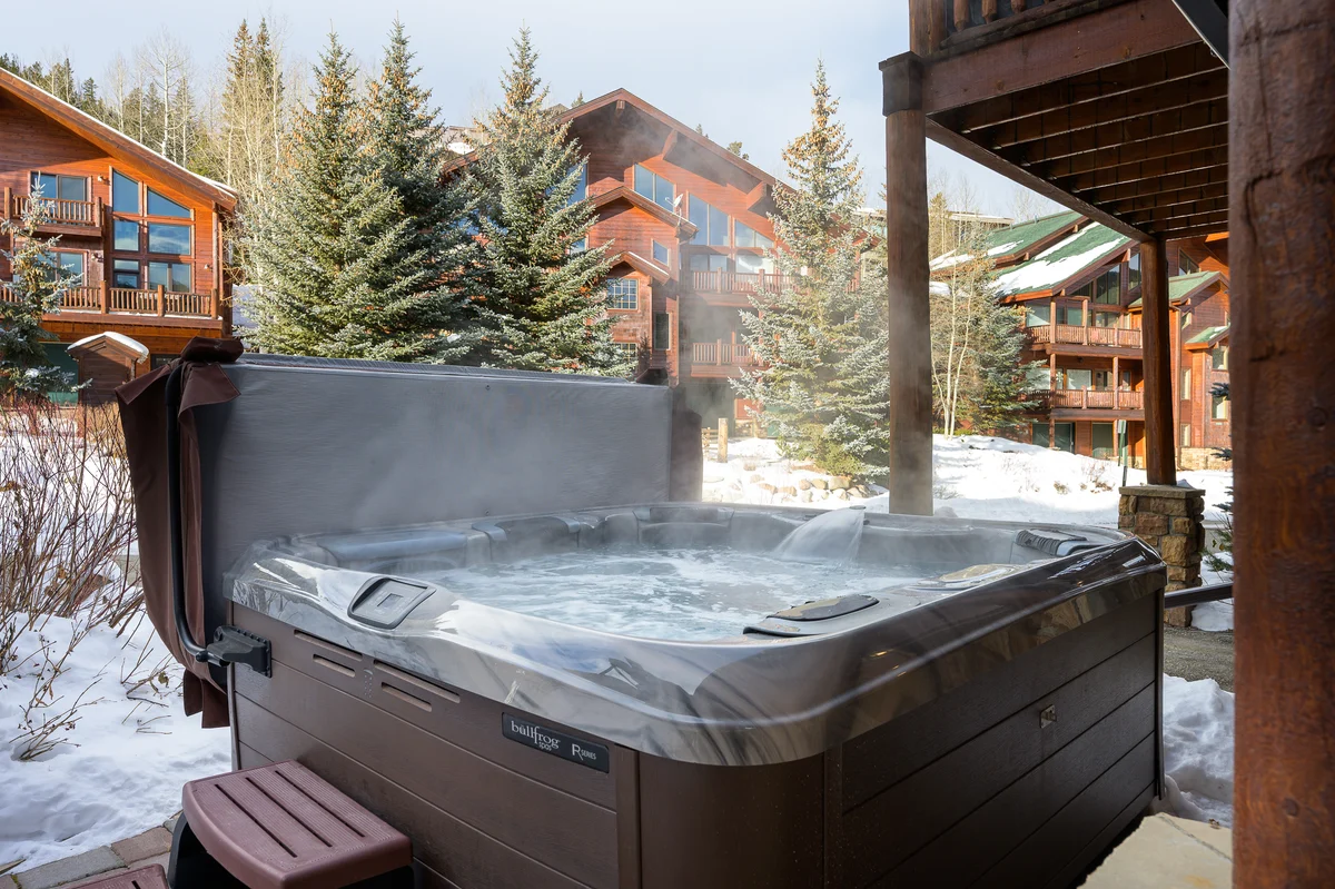 Slopeside Village Chalet 106 #26