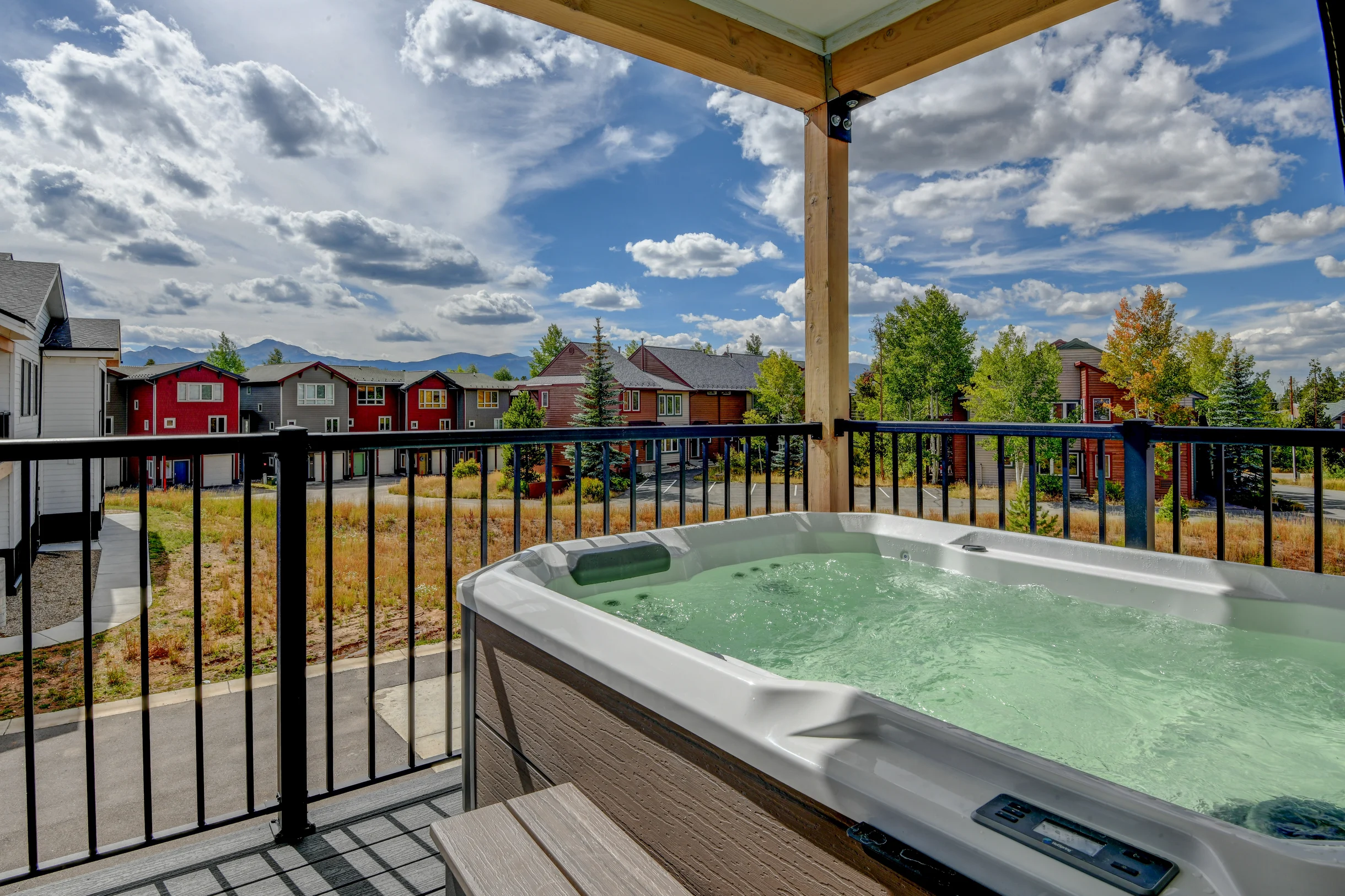 Sunnyside Flats Luxury Condo 321 6 #21