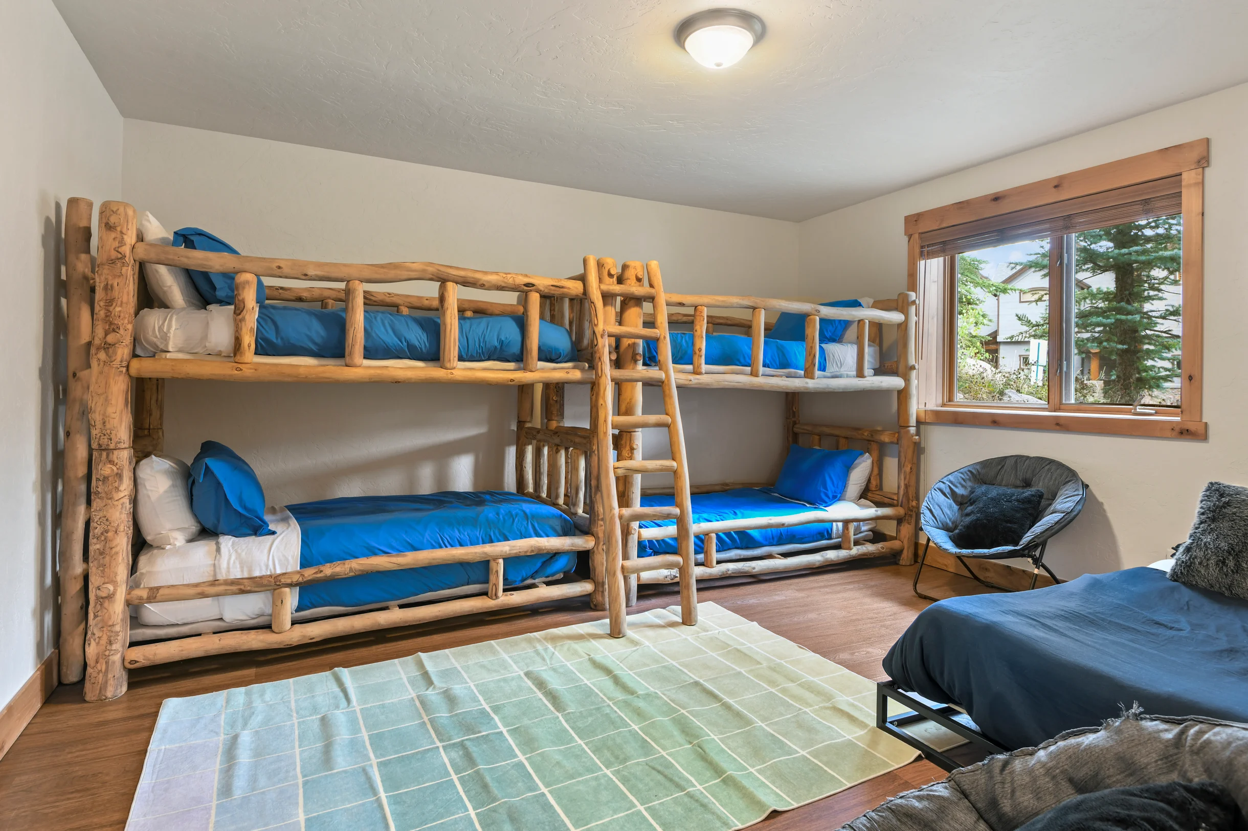 Lakota Antler Villa 200 #13