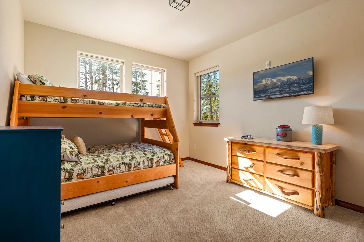 Grand Park Cozens Pointe Condo H-201 #8