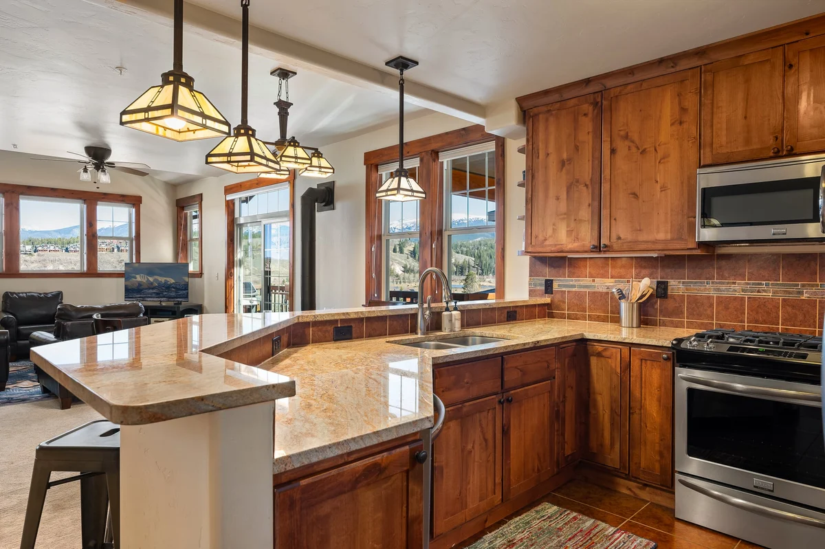 Grand Park Cozens Pointe Condo H-201 #17