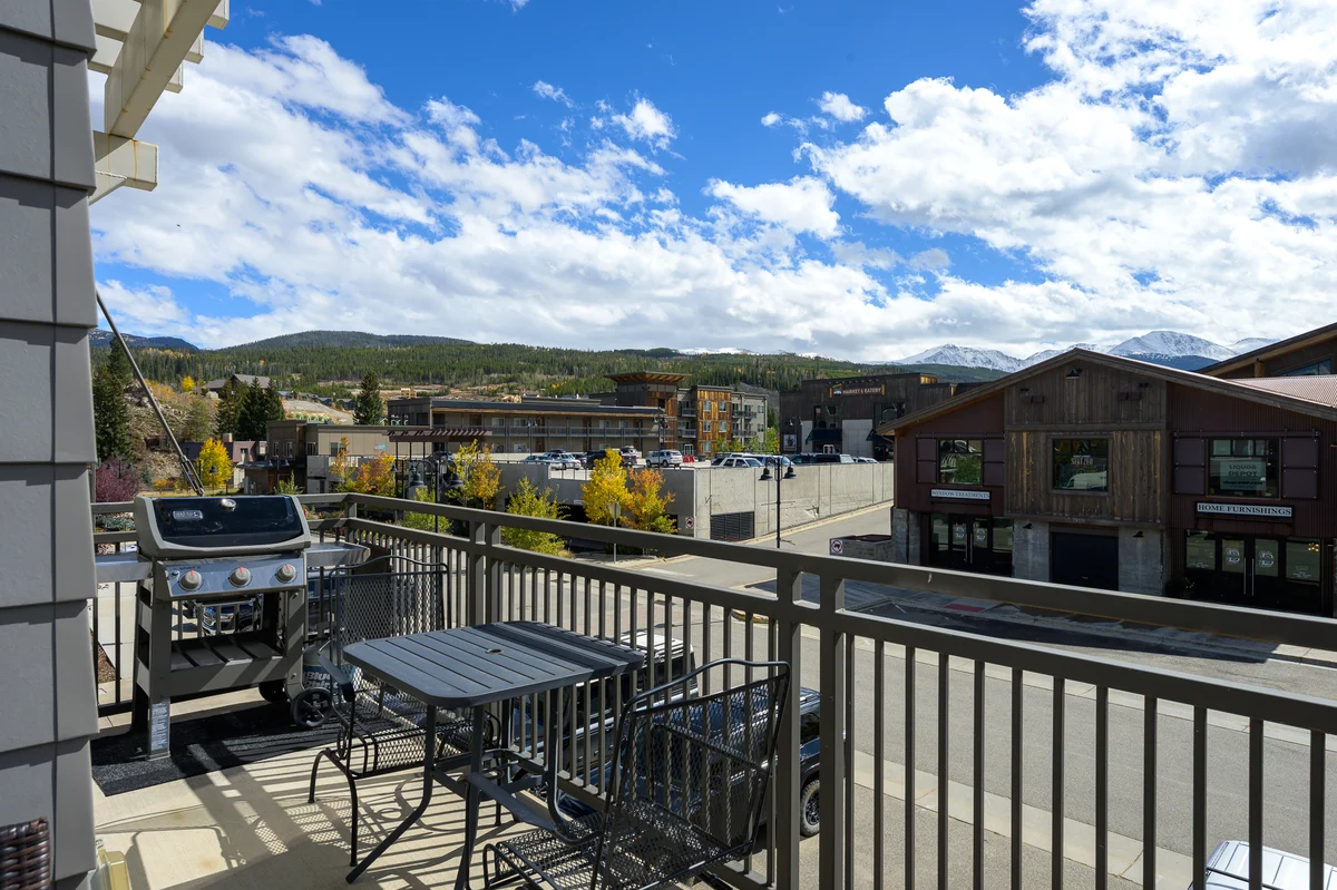 Hideaway Station Corner Loft 25 #19